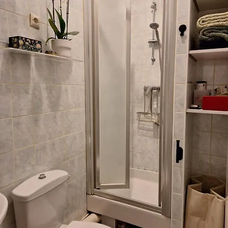 公寓 Cozy Home, Very Well Located